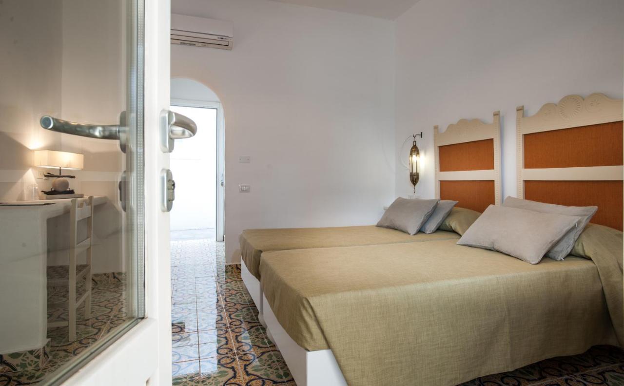 Mari Del Sud Resort Вулькано Екстер'єр фото