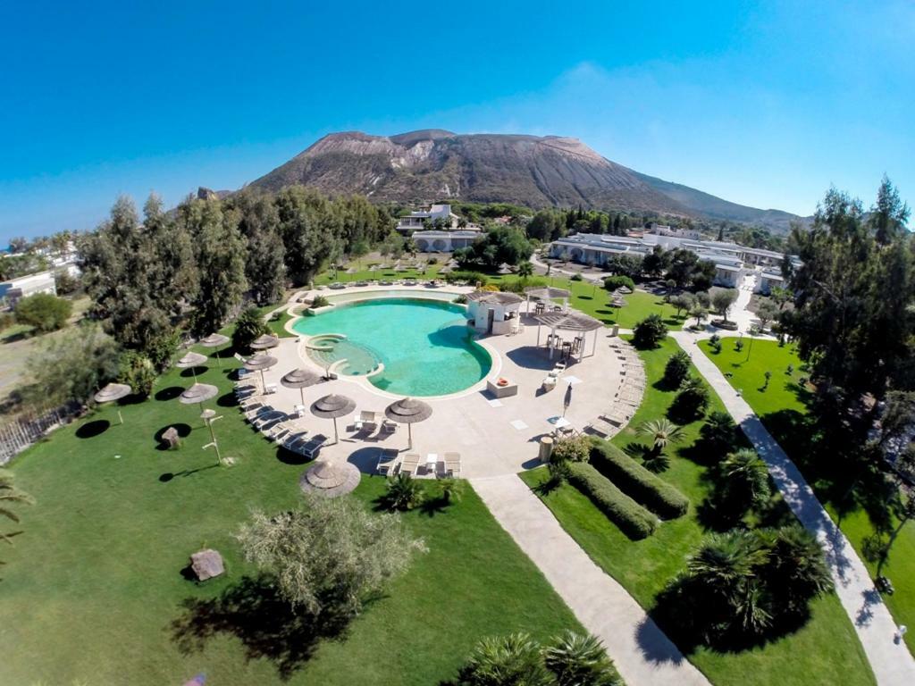 Mari Del Sud Resort Вулькано Екстер'єр фото